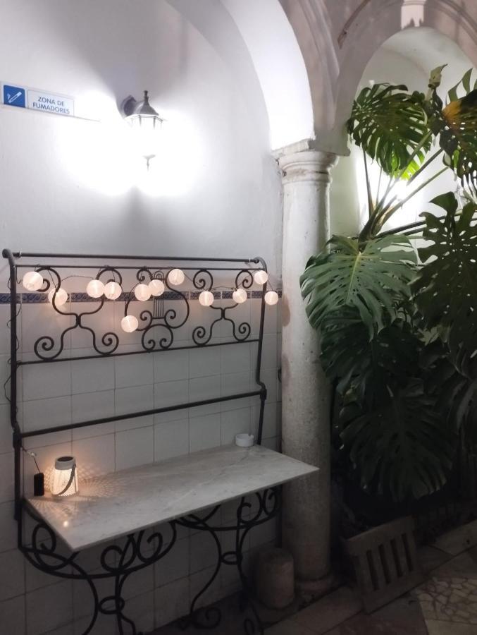 Апартаменти Piso En El Casco Antiguo Con Patio Privado Севілья Екстер'єр фото