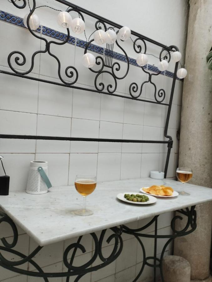 Апартаменти Piso En El Casco Antiguo Con Patio Privado Севілья Екстер'єр фото