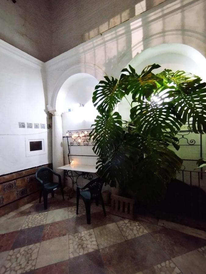 Апартаменти Piso En El Casco Antiguo Con Patio Privado Севілья Екстер'єр фото